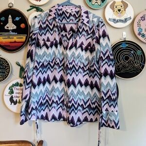 Candie's size L blouse